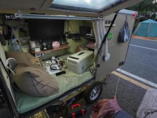 今天给我的小车加装个空调 
#电动车  #拖挂房车 #车载空调
